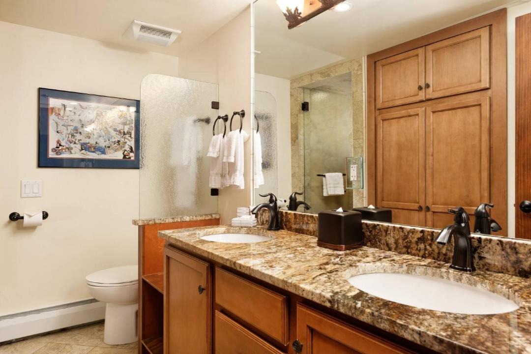 Photo of Bathroom in Aspen