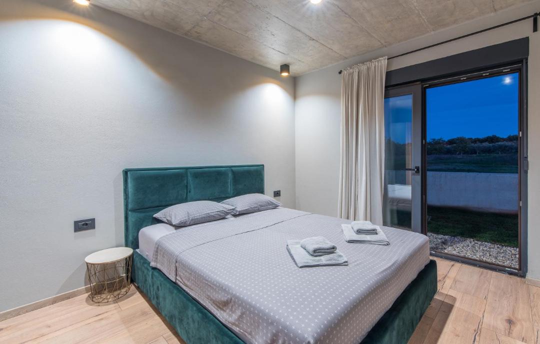 Photo of Bedroom in Gajana
