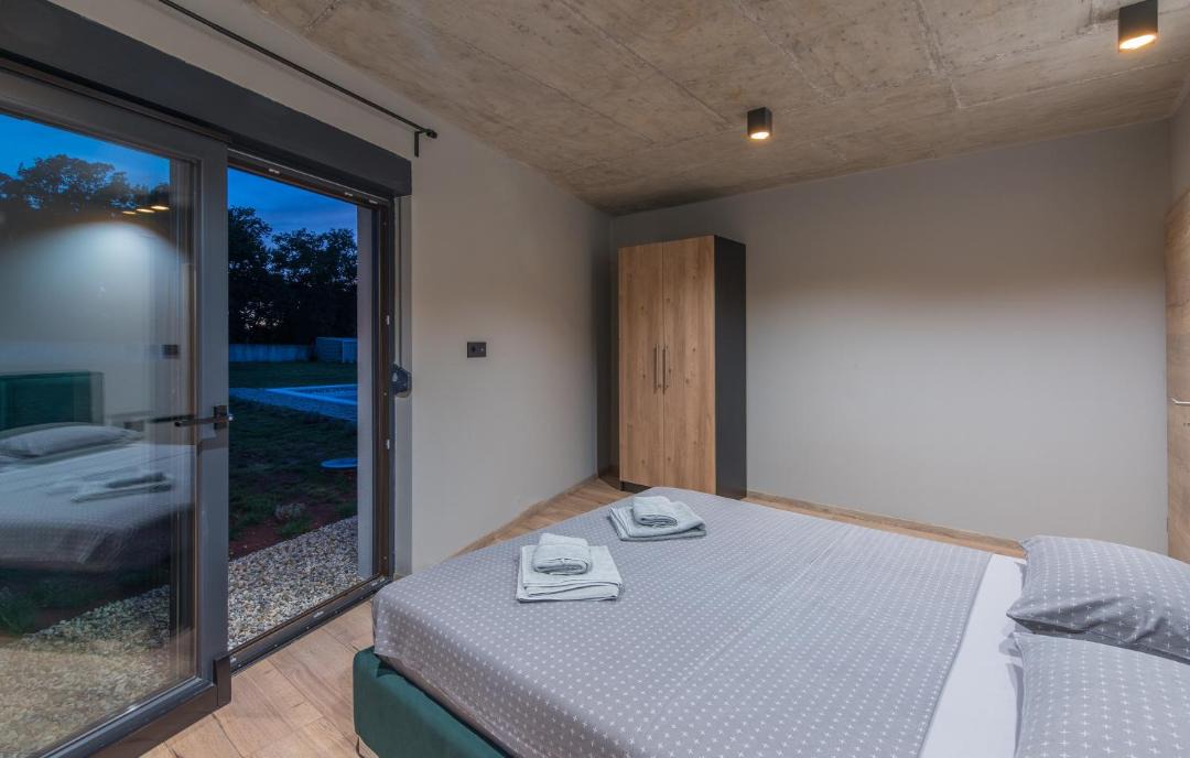Photo of Bedroom in Gajana