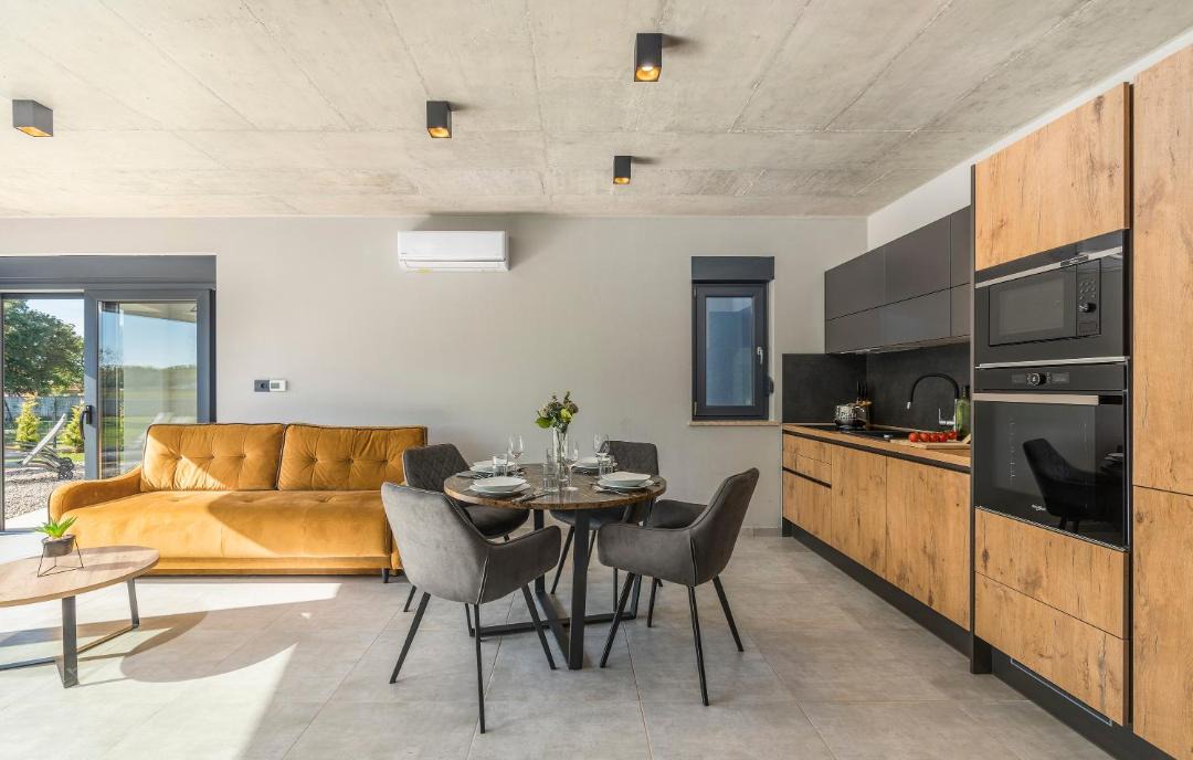 Photo of Livingroom in Gajana