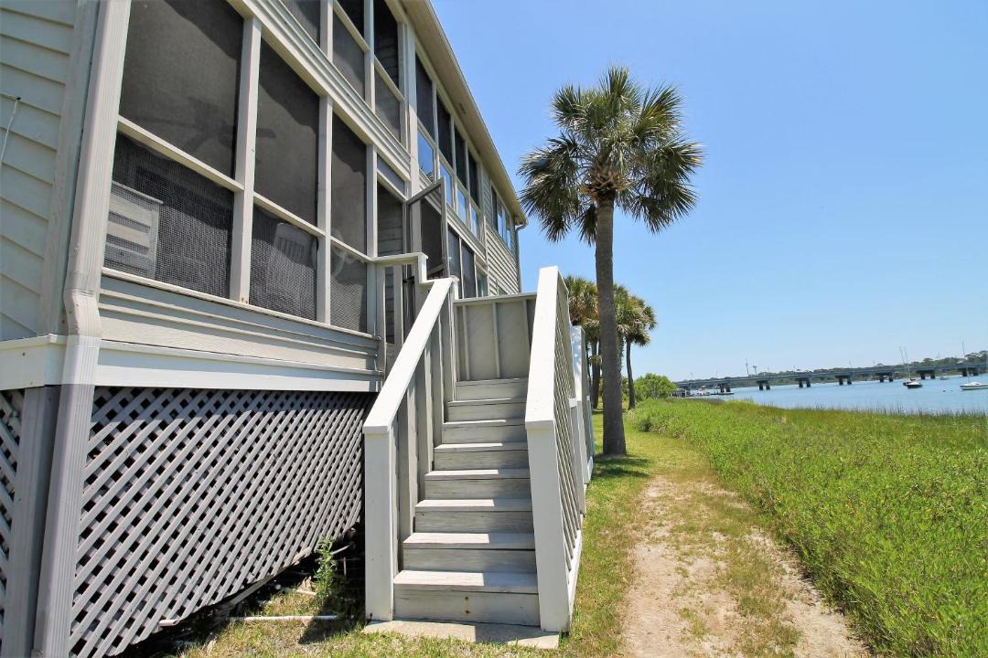 Photo of Buildings in Sunset Point