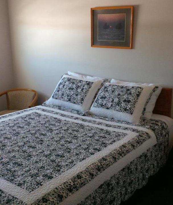 Photo of Bedroom in Arnold's Cove