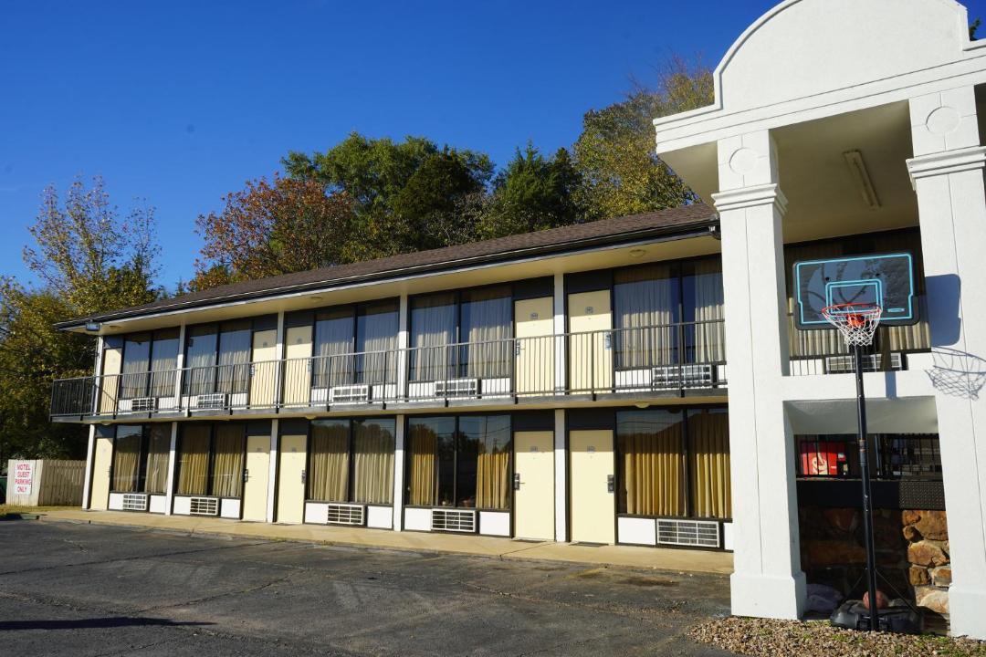 Photo of Others in Clarksville
