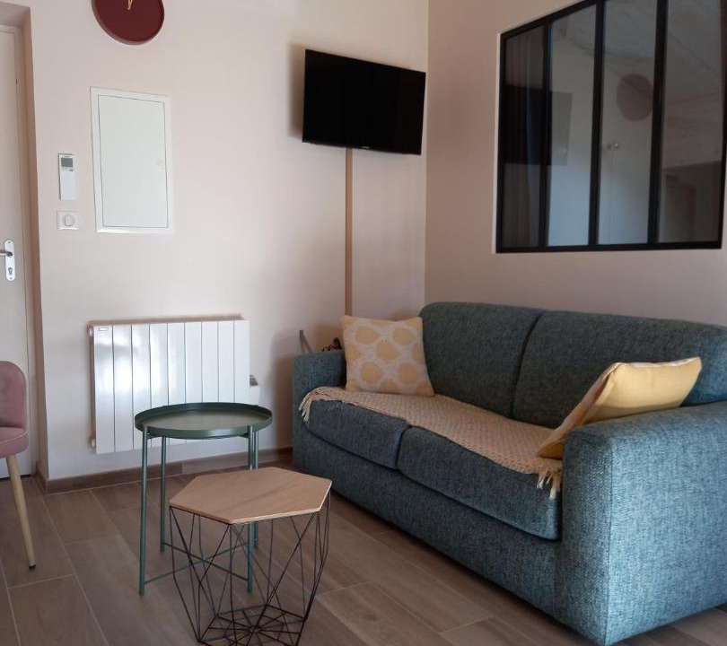 Photo of Others in Fuisse