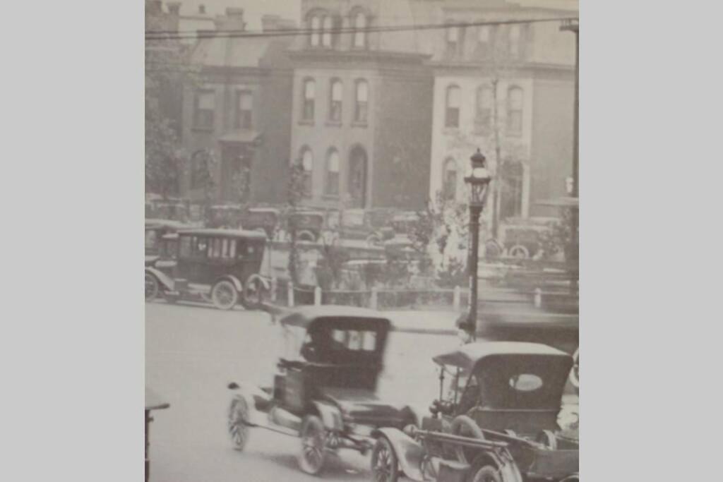 Photo of Others in Grand Center