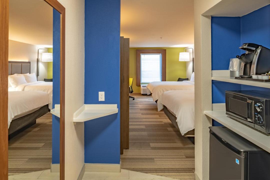 Photo of Bedroom in West