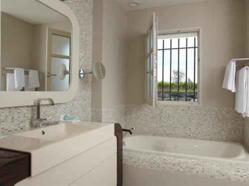 Photo of Bathroom in Lussac