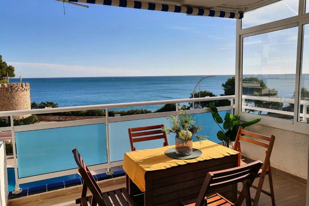 Photo of Patio Balcony in Miami Platja