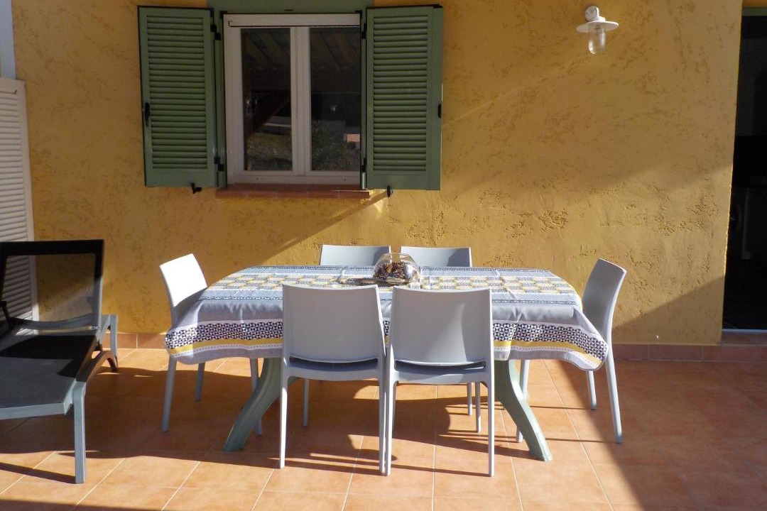 Photo of Others in Galeria