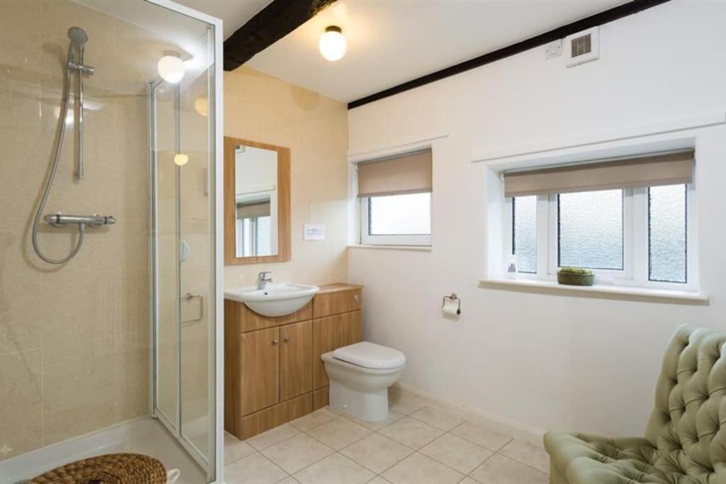Photo of Bathroom in Chapel Stile