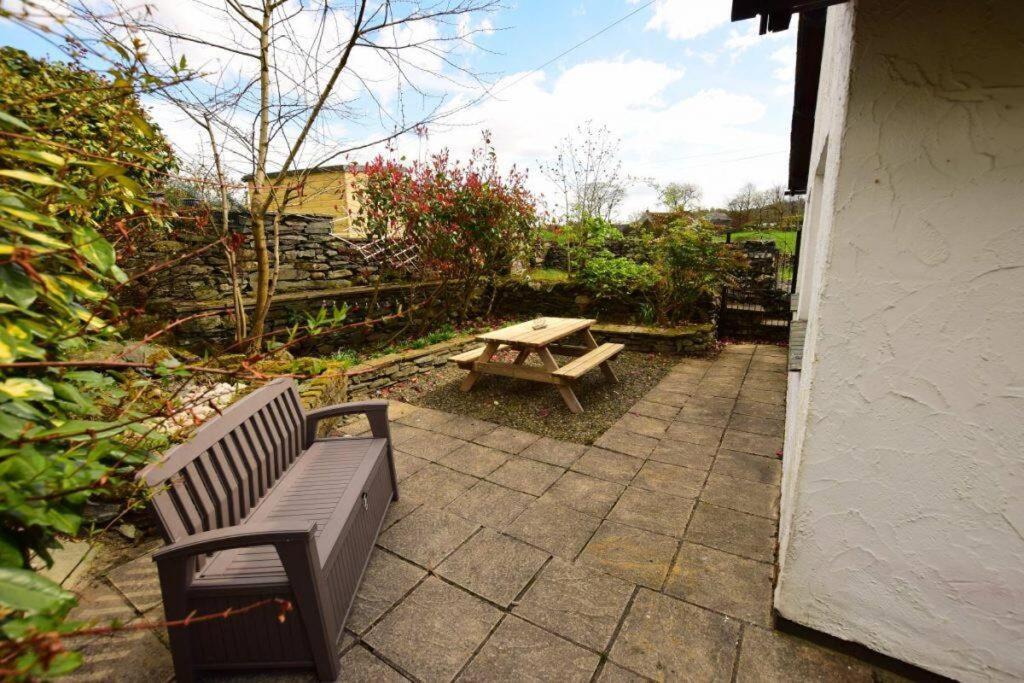 Photo of Others in Chapel Stile