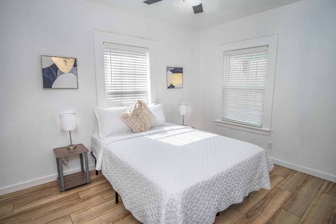 Photo of Bedroom in Nevada Street