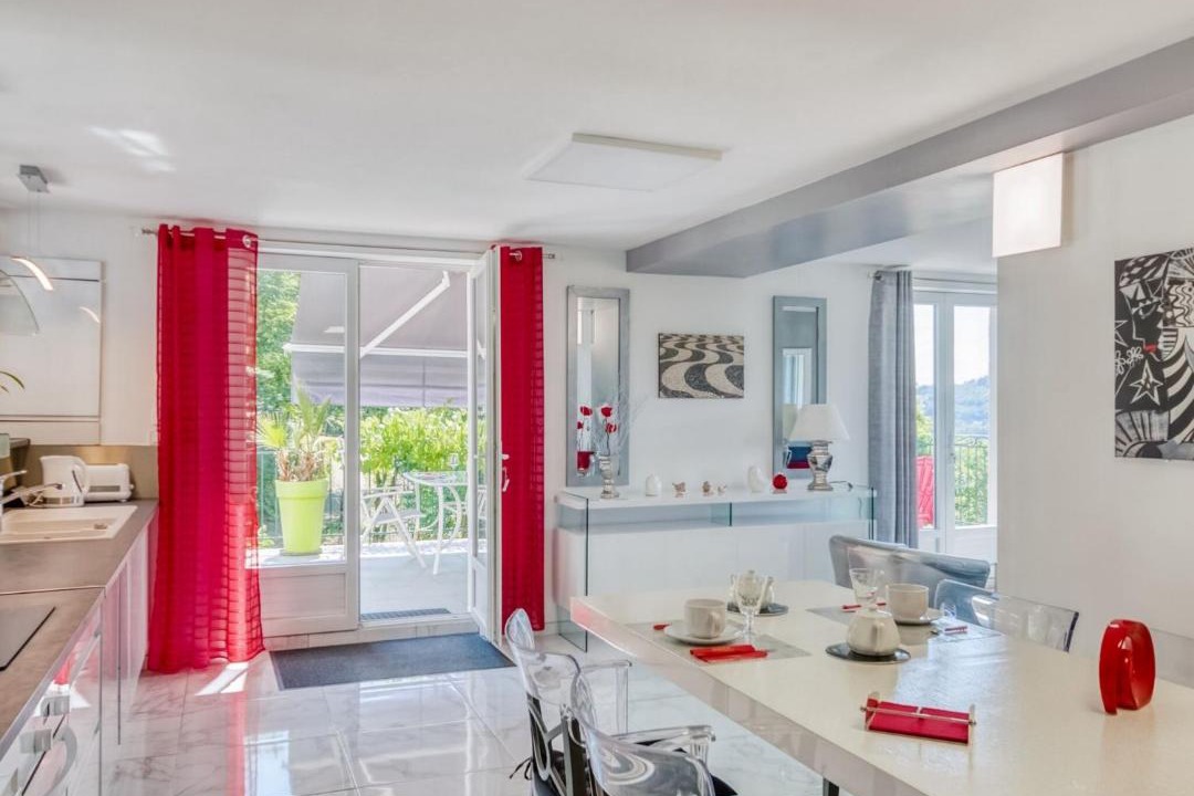 Photo of Others in Tulle