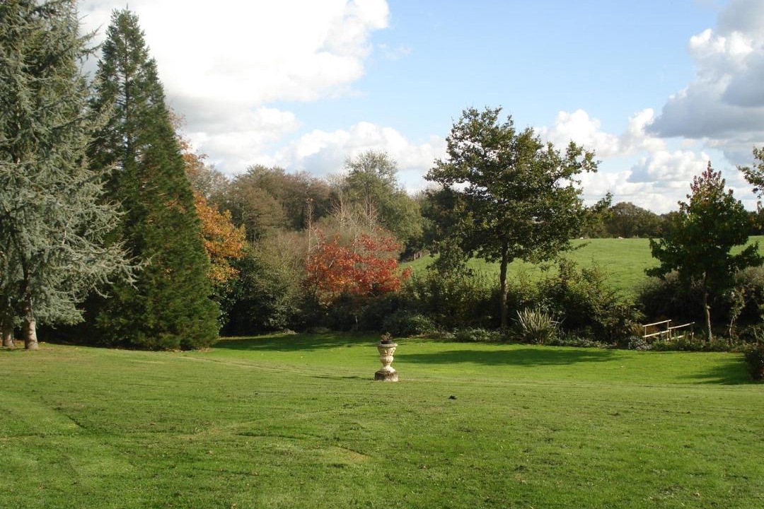 Photo of Others in Berric