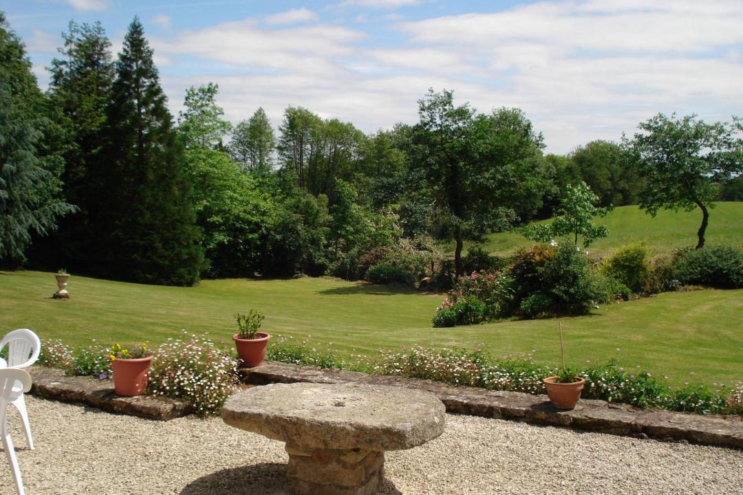 Photo of Others in Berric