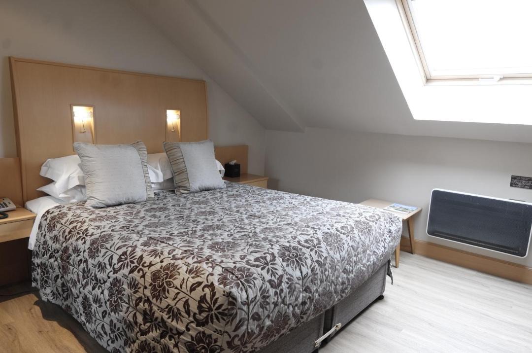 Photo of Bedroom in Elgin