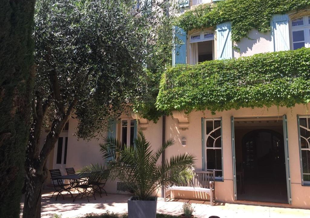 Photo of Others in Homps