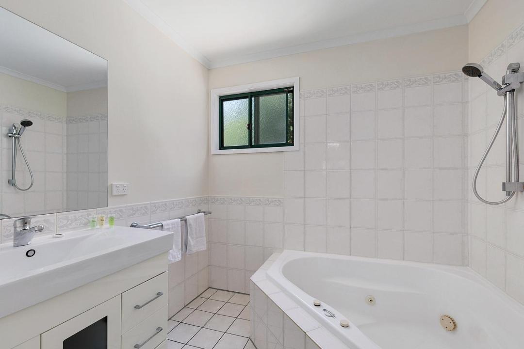 Photo of Others in Mansfield