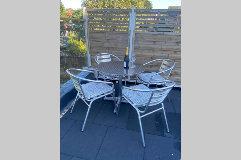 Photo of Patio Balcony in Overton