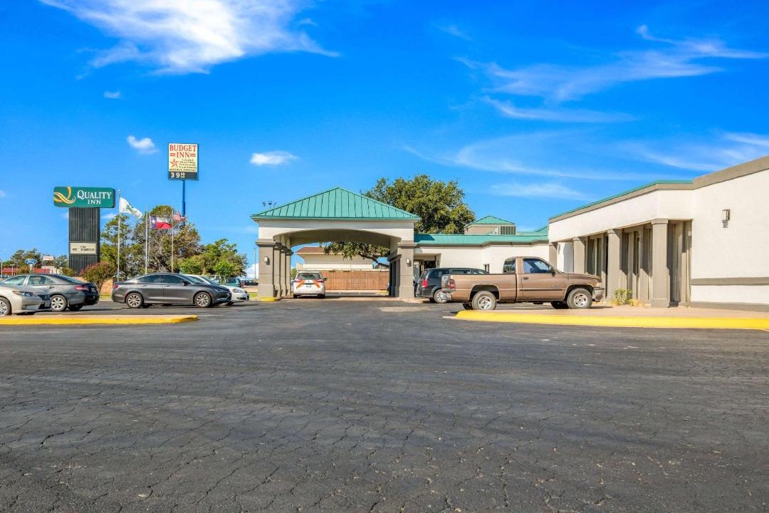 Photo of Others in Sweetwater