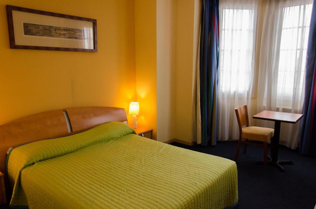 Photo of Others in Bethune