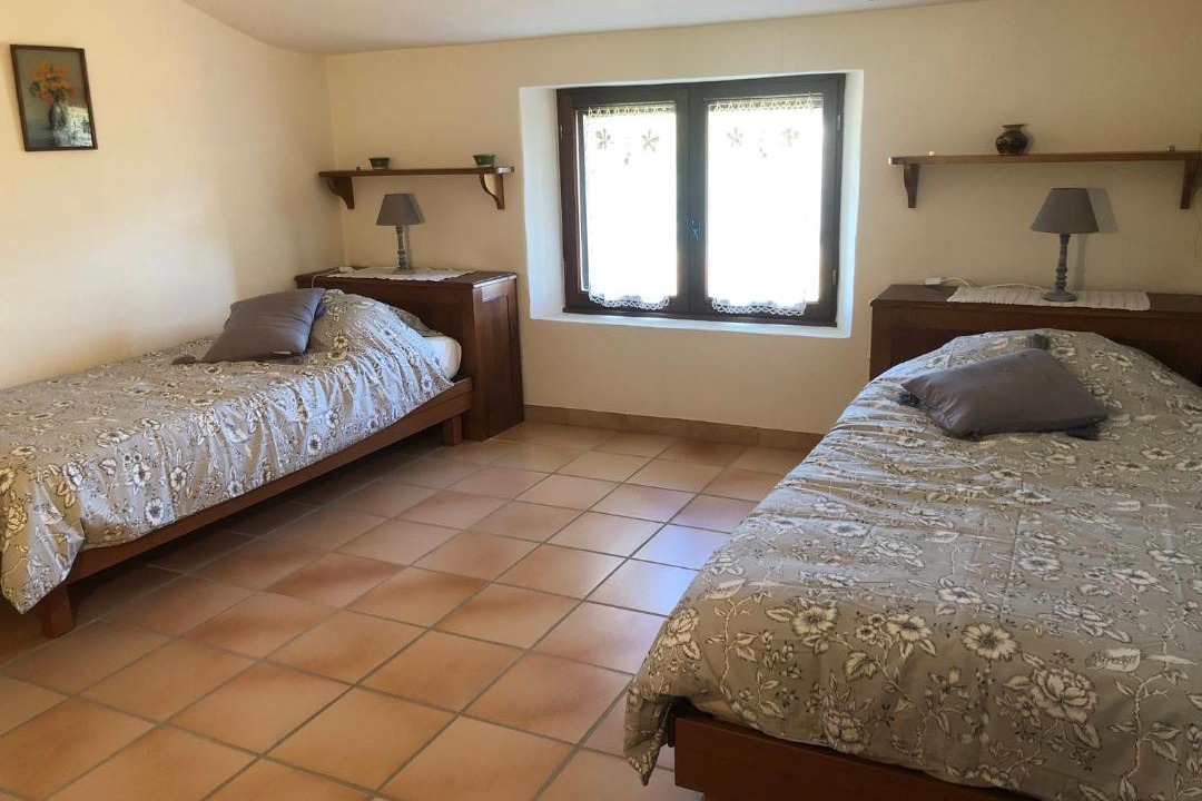 Photo of Others in Faucon