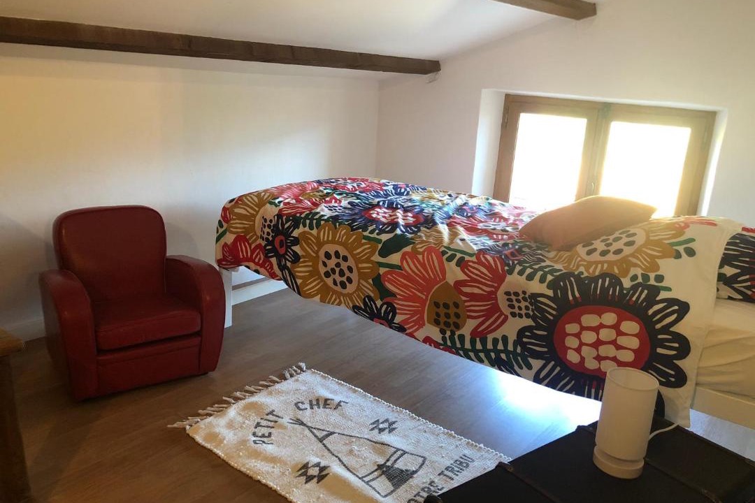 Photo of Others in Faucon