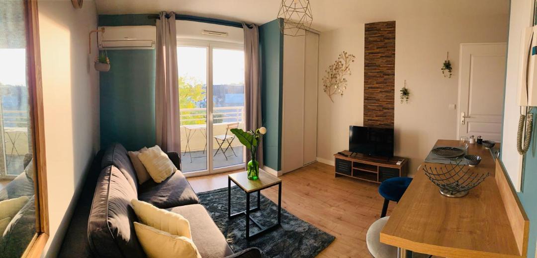 Photo of Others in Roques