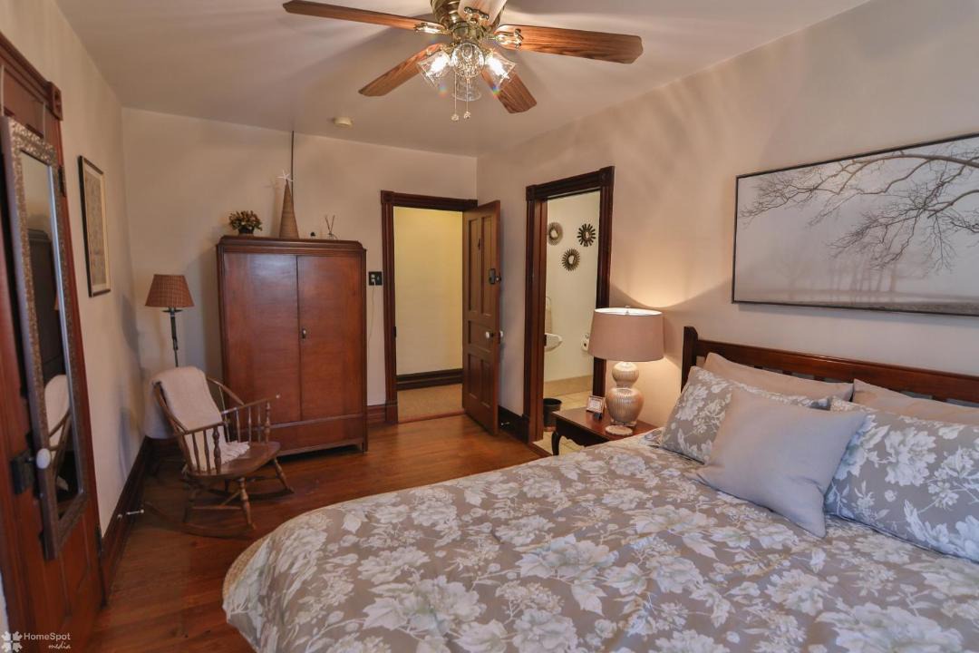 Photo of Others in Andreas