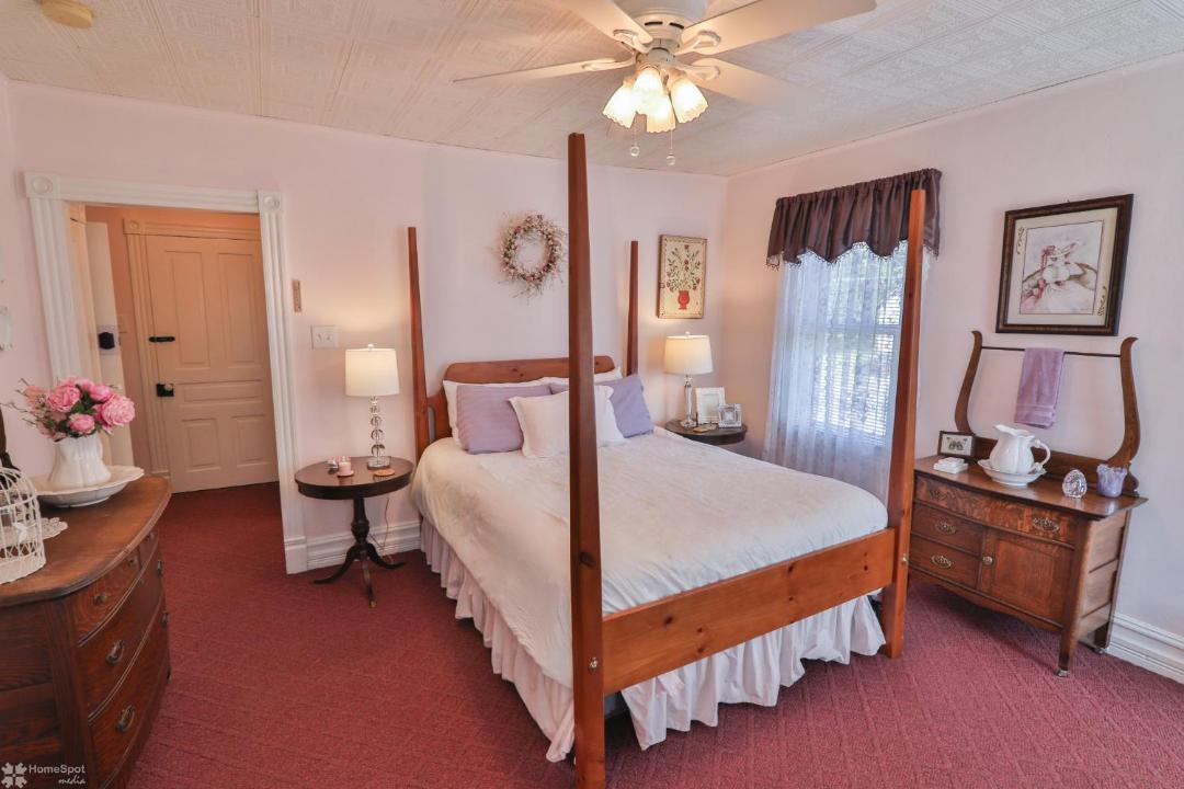 Photo of Others in Andreas