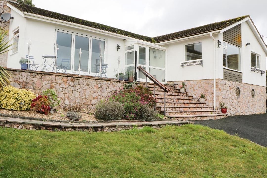 Photo of Buildings in Ebford