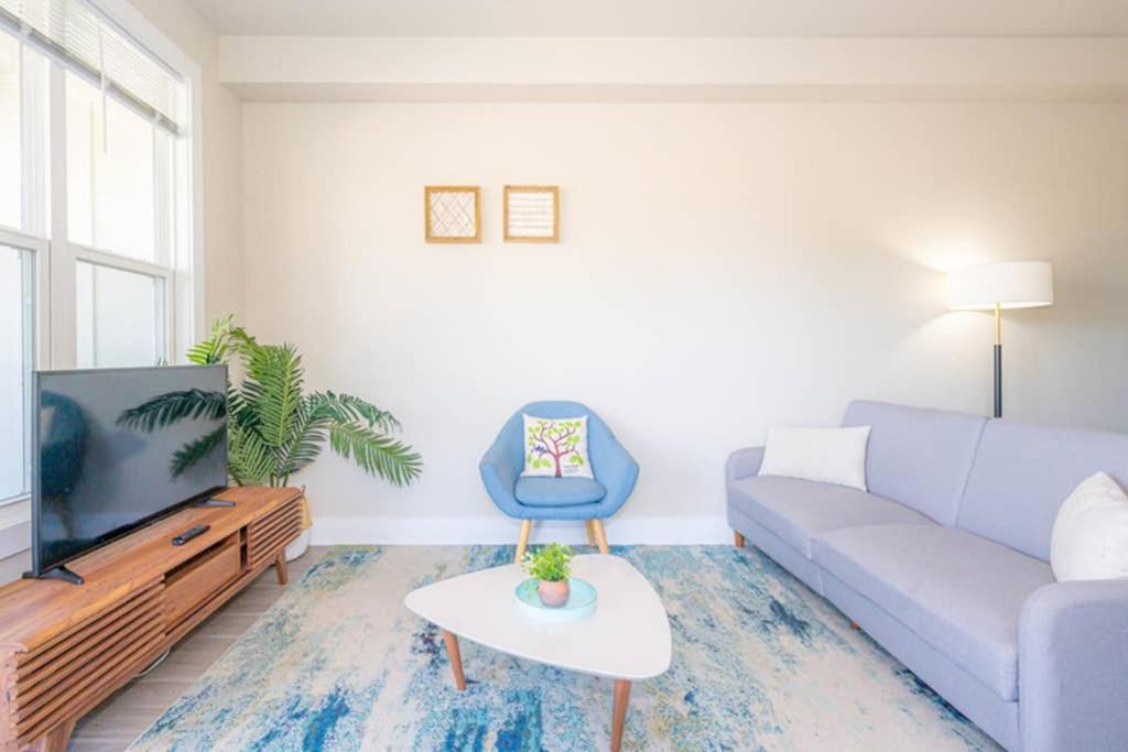 Photo of Others in Downtown