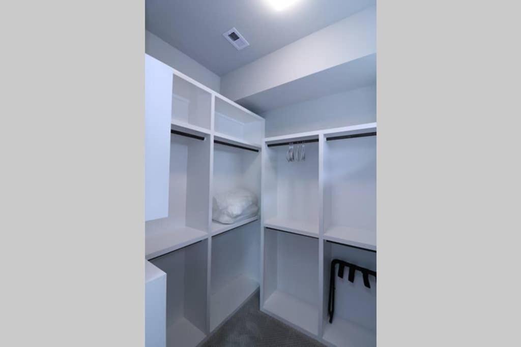 Photo of Kitchen in Astrodome