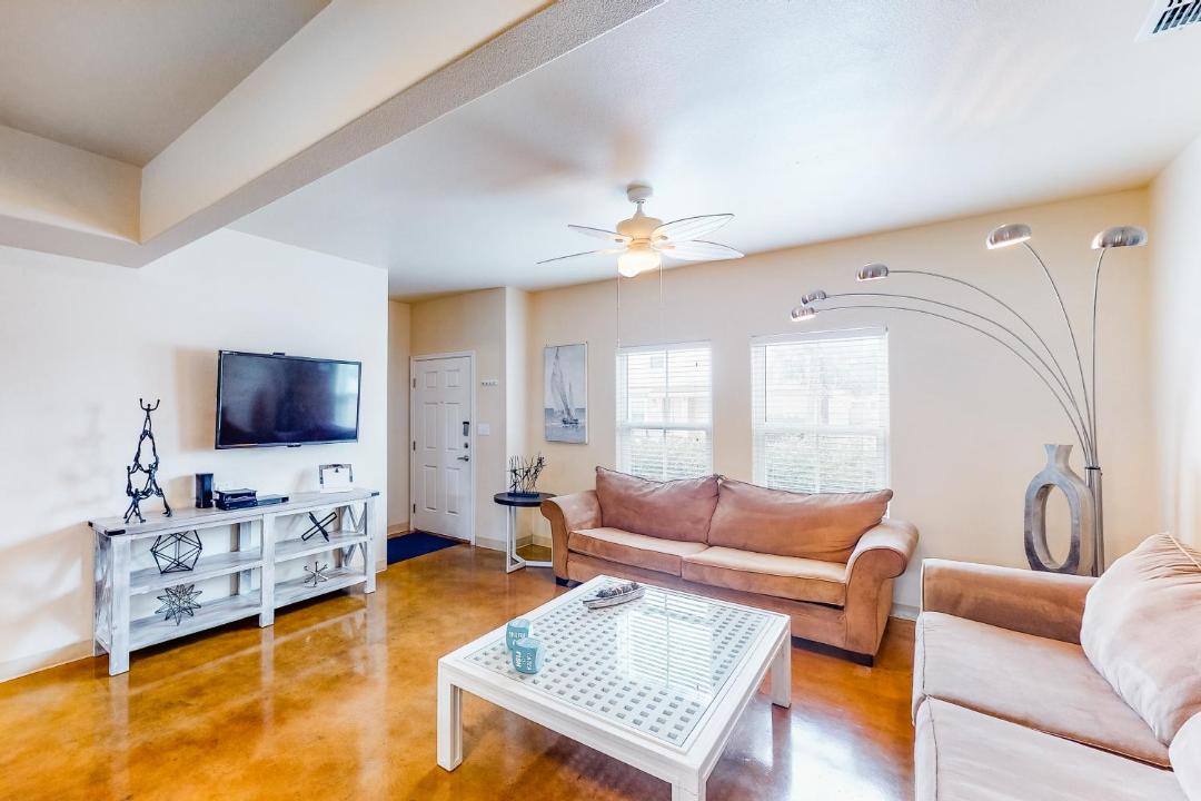 Photo of Livingroom in Corpus Christi