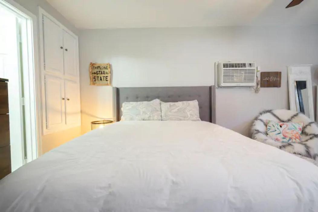Photo of Bedroom in Hyde Park