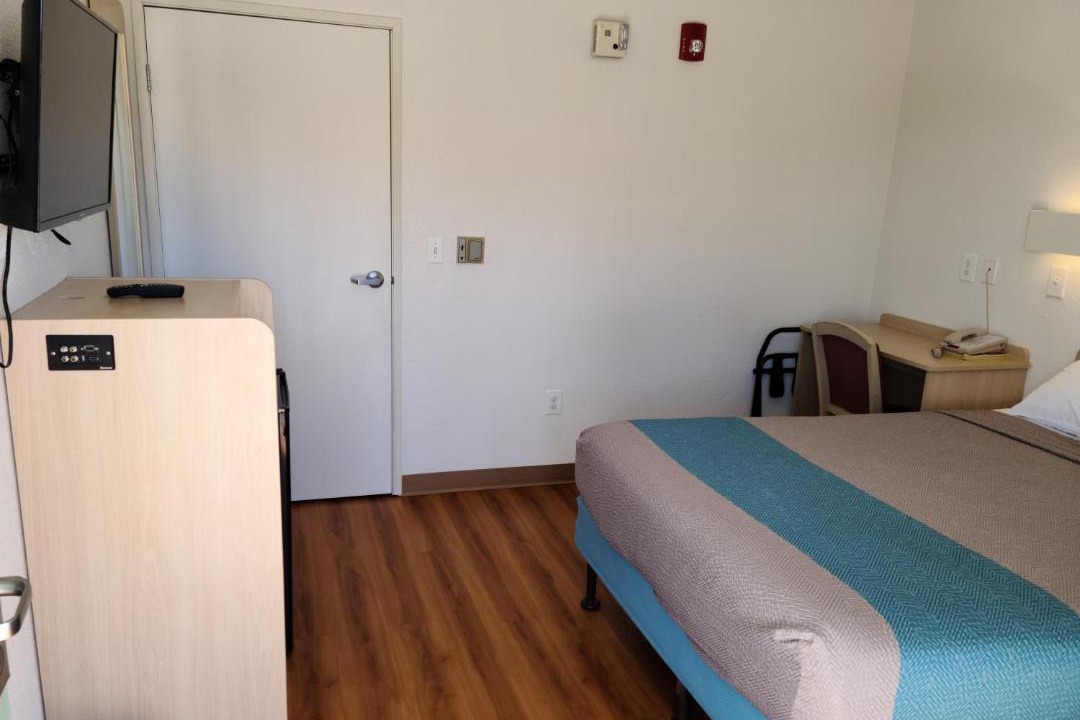 Photo of Bedroom in Mesilla Park