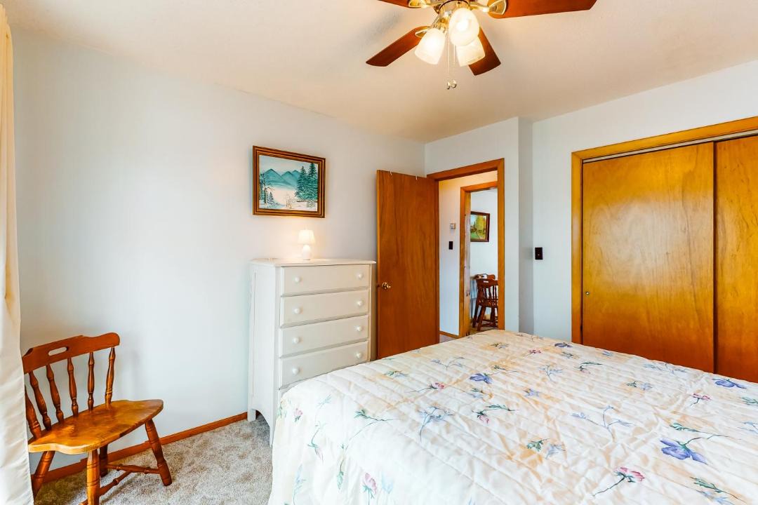 Photo of Others in The Bays