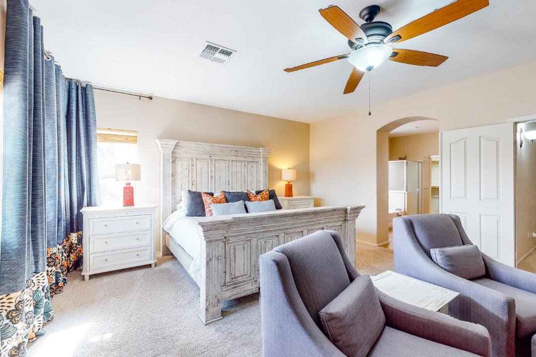 Photo of Livingroom in Gilbert