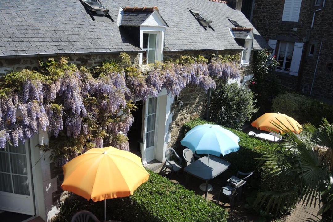 Photo of Others in Dinard