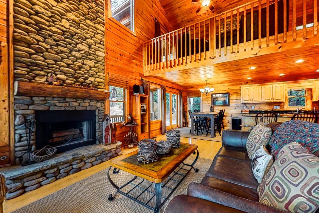 Photo of Livingroom in Morganton