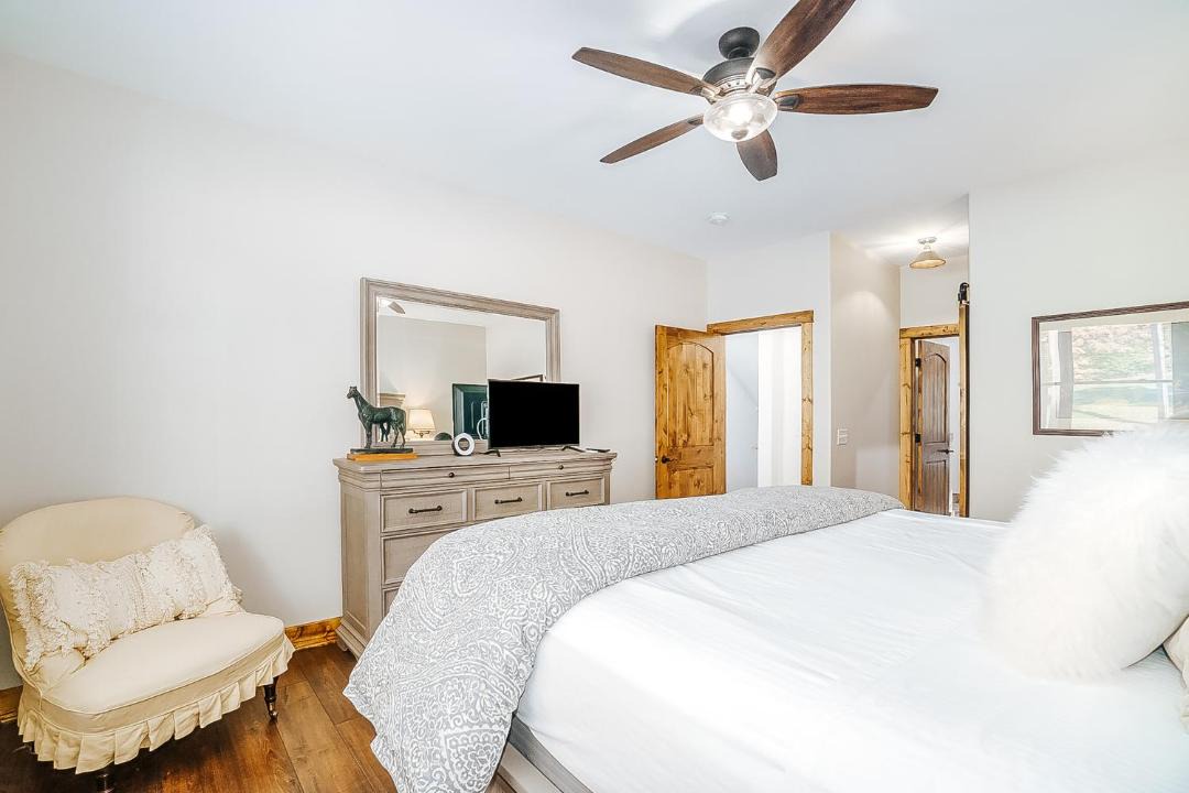 Photo of Bedroom in Thompsonville
