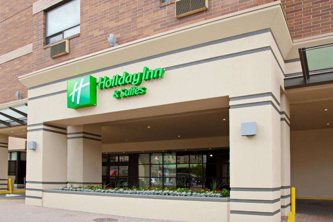 Photo of Others in Downtown Winnipeg