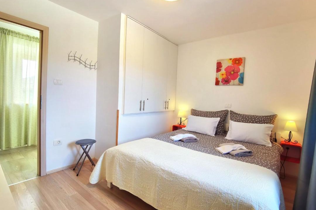 Photo of Bedroom in Grabri