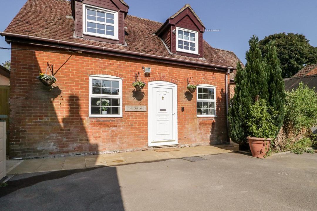 Photo of Others in Middle Winterslow