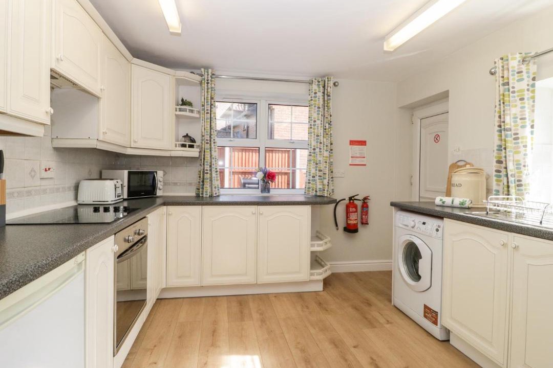 Photo of Others in Middle Winterslow