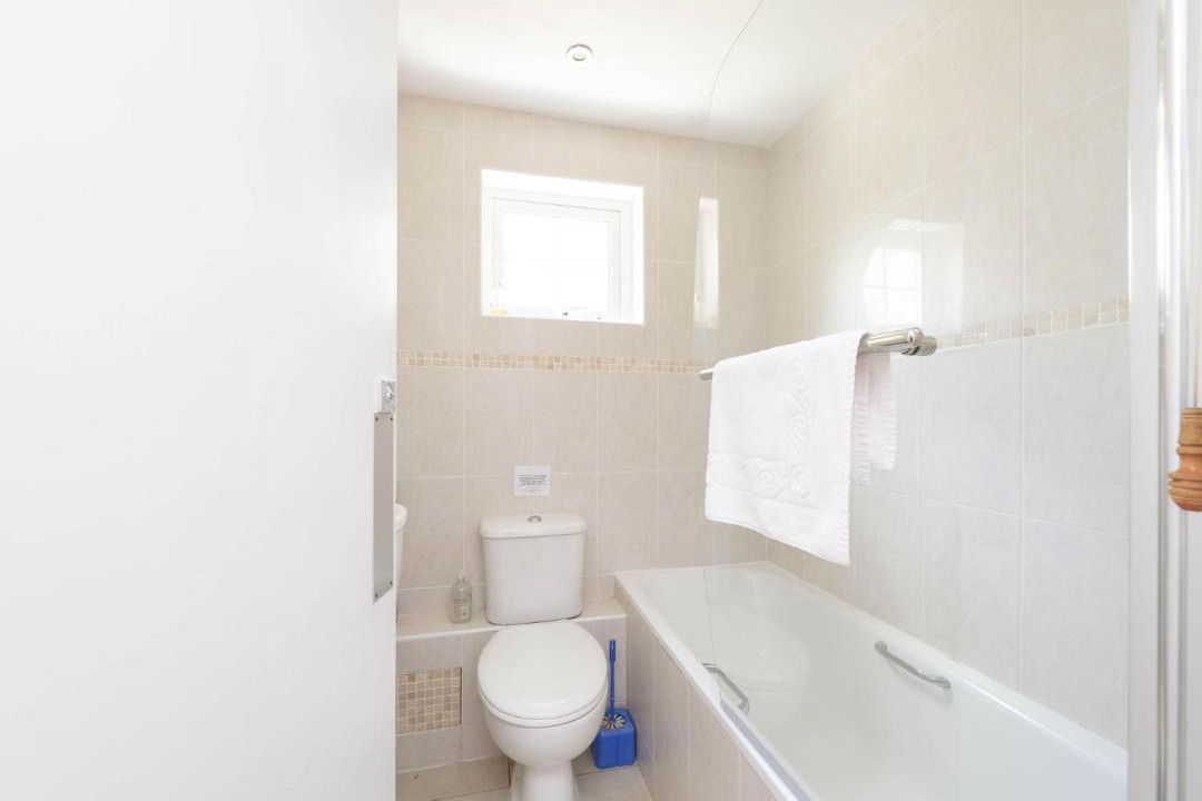 Photo of Bathroom in Bonchurch
