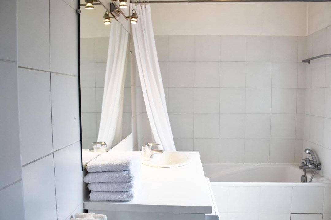 Photo of Bathroom in Porte-Dauphine