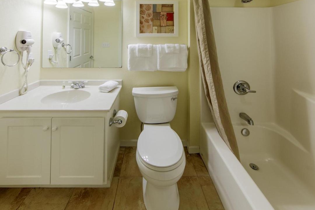 Photo of Bathroom in South Lee