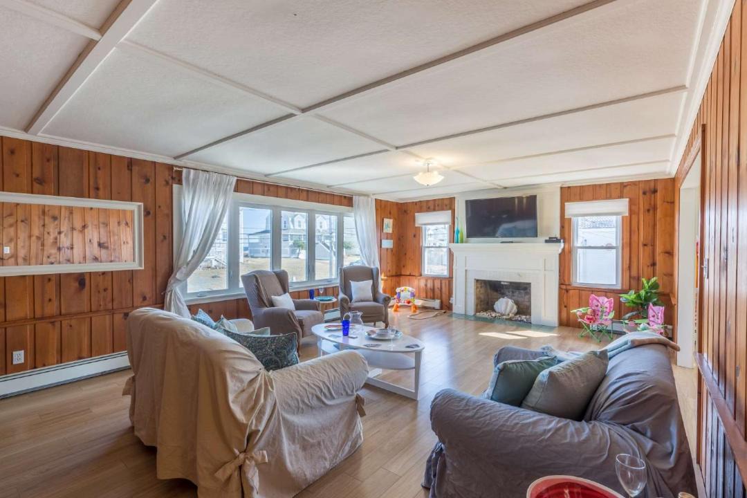 Photo of Livingroom in Salisbury