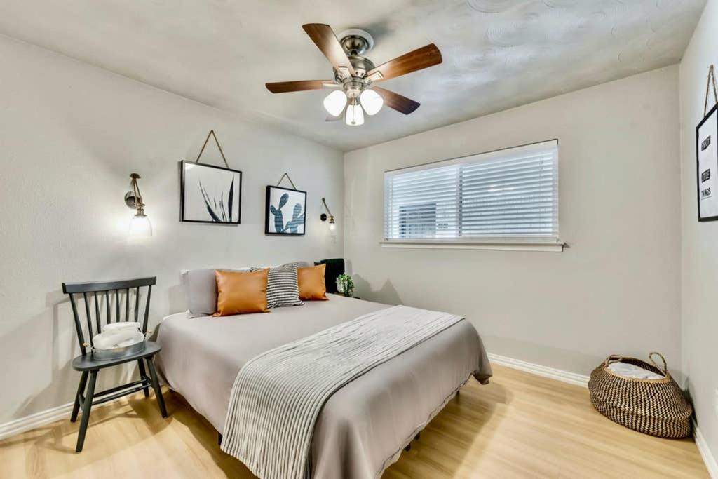 Photo of Others in Old East Dallas